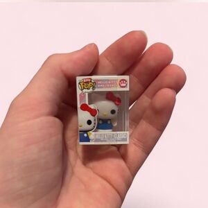 Funko Hello Kitty Mini Figure - White, Red & Blue